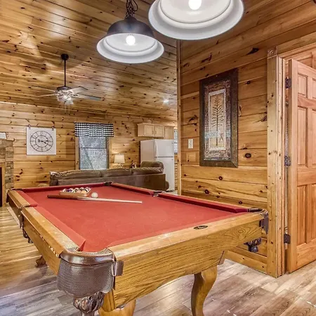Dog Friendly, Romantic Mtn Getaway Hot Tub Pool Gatlinburg Exterior foto